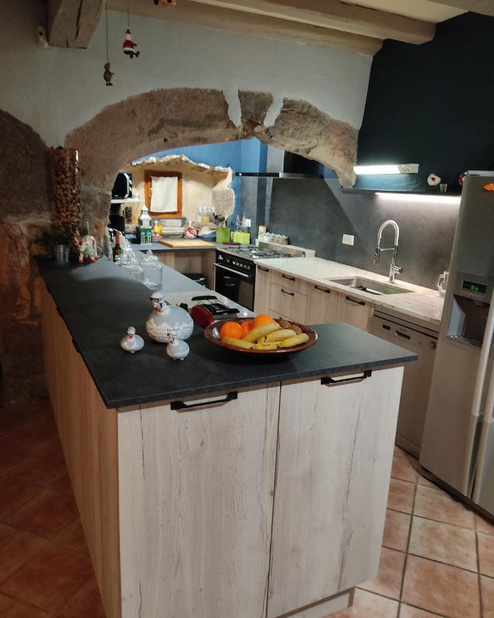 La Pierre Trouée Chambre d'Hôtes Châteauneuf-de-Randon Exterior foto