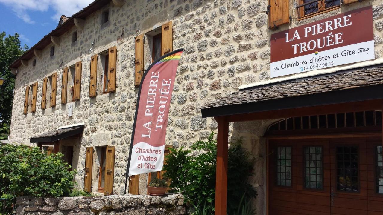 La Pierre Trouée Chambre d'Hôtes Châteauneuf-de-Randon Exterior foto