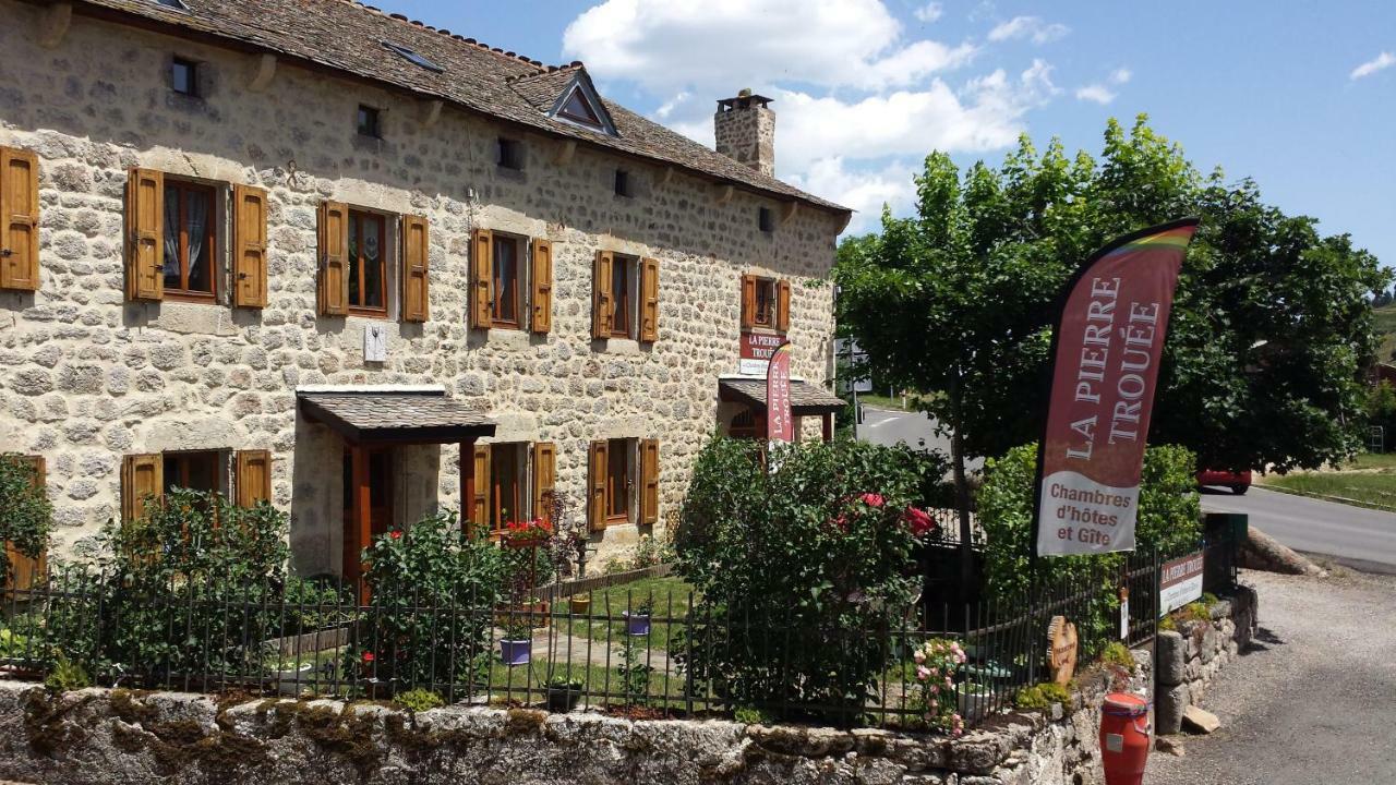 La Pierre Trouée Chambre d'Hôtes Châteauneuf-de-Randon Exterior foto